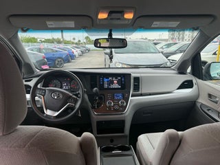 2016 Toyota Sienna thumbnail – Miami, FL – 33