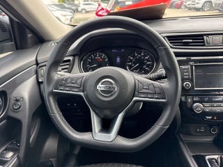 2018 Nissan Rogue thumbnail – Hollywood, FL – 17