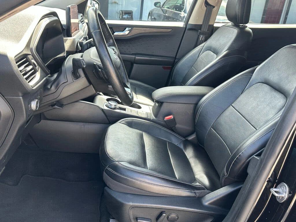 2020 Ford Escape Titanium
                                    for sale in Miami, FL – photo 22