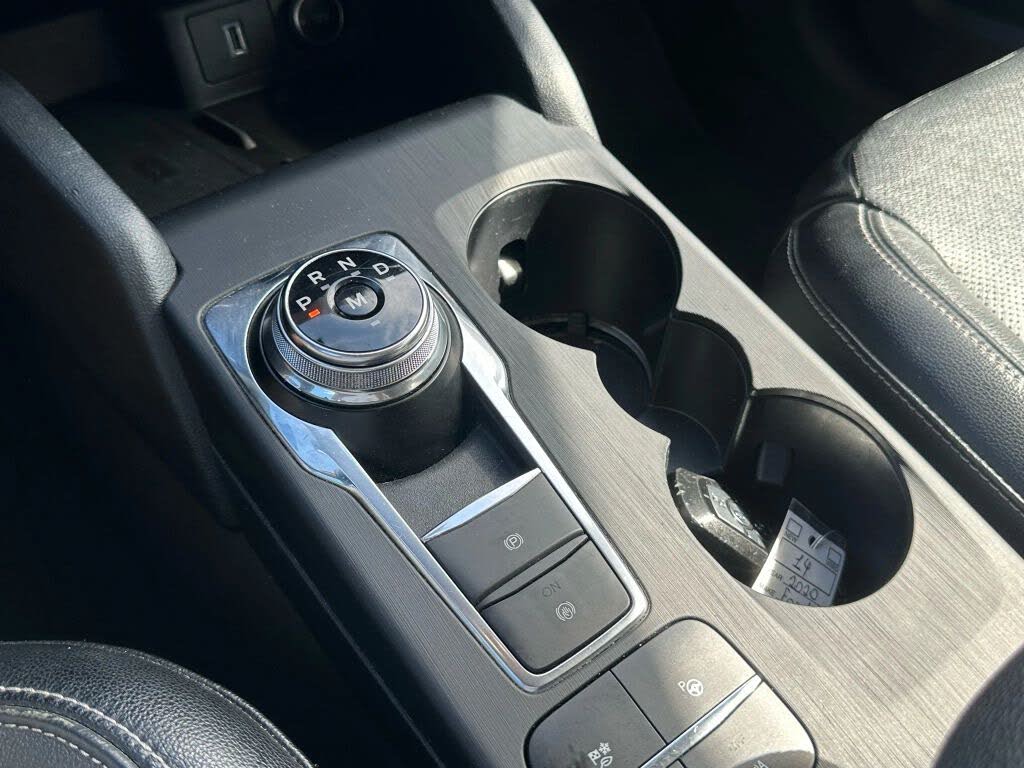 2020 Ford Escape Titanium
                                    for sale in Miami, FL – photo 23