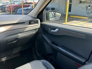 2020 Ford Escape thumbnail – Miami, FL – 15
