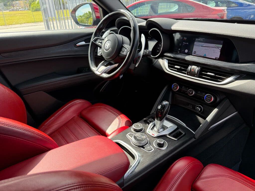2022 Alfa Romeo Stelvio Sprint
                                    for sale in Miami, FL – photo 20