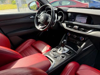 2022 Alfa Romeo Stelvio thumbnail – Miami, FL – 20