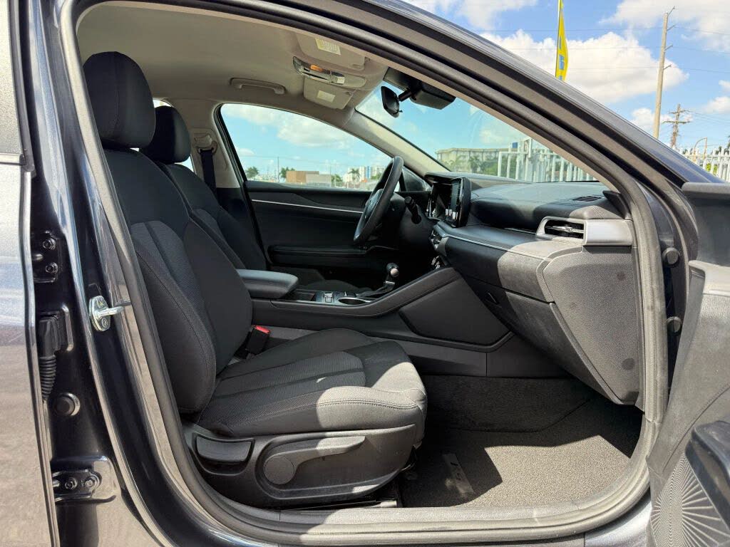 2022 Kia K5 LXS
                                    for sale in Miami, FL – photo 15