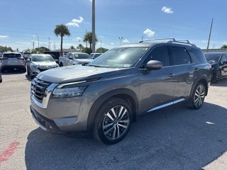 2022 Nissan Pathfinder thumbnail – Hollywood, FL – 15