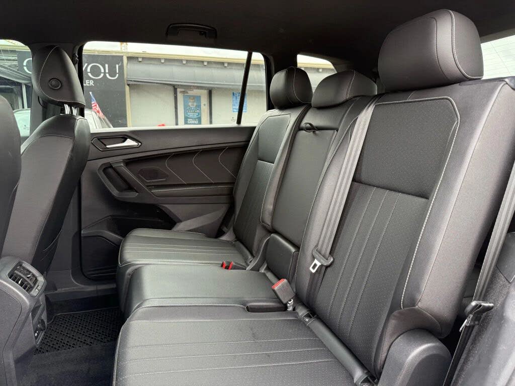 2022 Volkswagen Tiguan SE R-Line Black
                                    for sale in Miami, FL – photo 30
