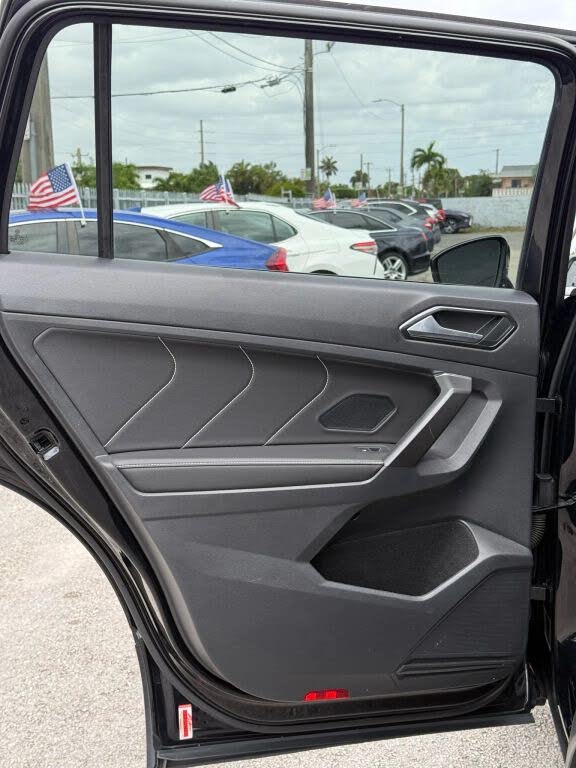 2022 Volkswagen Tiguan SE R-Line Black
                                    for sale in Miami, FL – photo 34