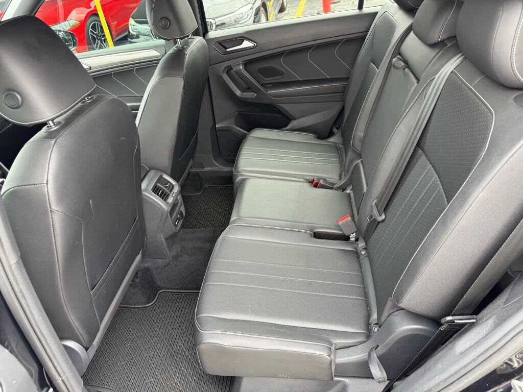 2022 Volkswagen Tiguan SE R-Line Black
                                    for sale in Miami, FL – photo 31