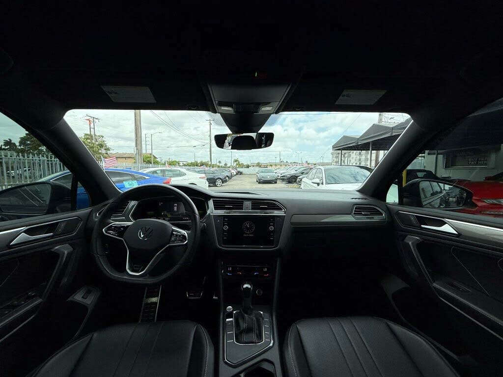 2022 Volkswagen Tiguan SE R-Line Black
                                    for sale in Miami, FL – photo 18