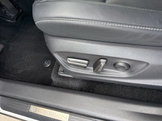2025 Toyota Crown thumbnail – Hollywood, FL – 32