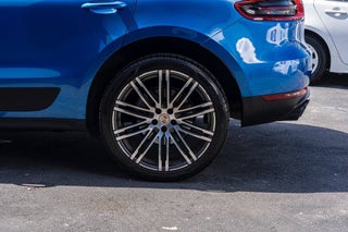 2018 Porsche Macan thumbnail – Hialeah, FL – 11