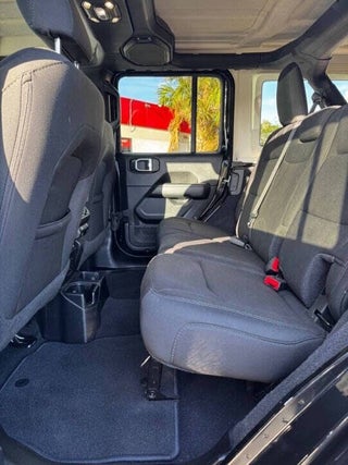 2020 Jeep Wrangler Unlimited thumbnail – Hialeah, FL – 11