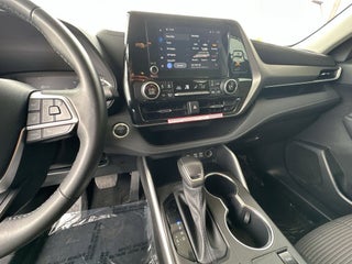2024 Toyota Highlander Hybrid thumbnail – Hollywood, FL – 24