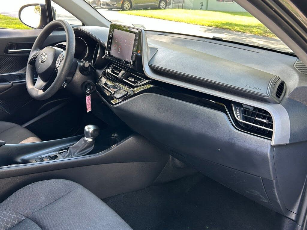 2020 Toyota C-HR LE
                                    for sale in Miami, FL – photo 30