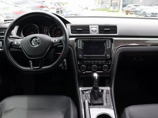 2016 Volkswagen Passat thumbnail – Doral, FL – 21