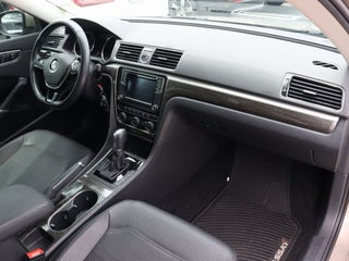 2016 Volkswagen Passat thumbnail – Doral, FL – 19