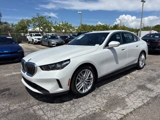 2025 BMW 5 Series thumbnail – Hollywood, FL – 14