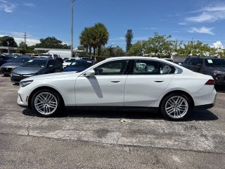 2025 BMW 5 Series thumbnail – Hollywood, FL – 13
