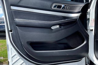 2017 Ford Explorer thumbnail – Miami, FL – 21
