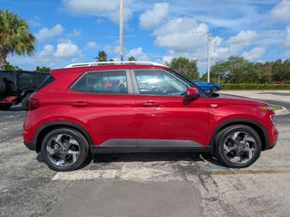 2022 Hyundai VENUE thumbnail – Miami, FL – 3