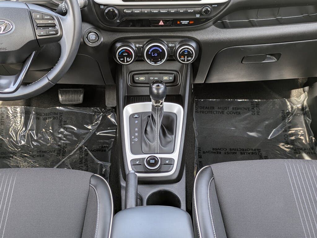 2022 Hyundai VENUE Limited
                                    for sale in Miami, FL – photo 18