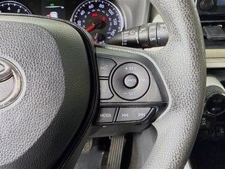 2019 Toyota RAV4 thumbnail – Doral, FL – 13