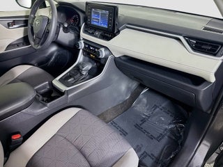 2019 Toyota RAV4 thumbnail – Doral, FL – 28