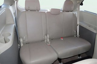 2017 Toyota Sienna thumbnail – Pompano Beach, FL – 17