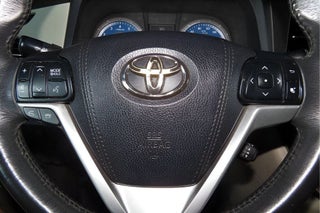 2017 Toyota Sienna thumbnail – Pompano Beach, FL – 35