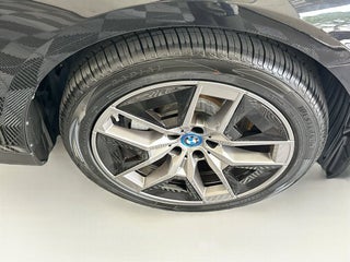 2024 BMW i5 thumbnail – Pompano Beach, FL – 11