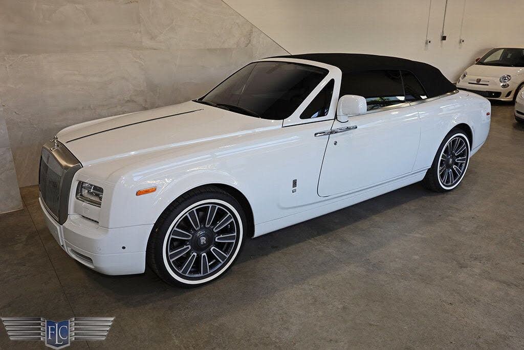 2017 Rolls-Royce Phantom Drophead Coupe Base
                                    for sale in Fort Lauderdale, FL – photo 160