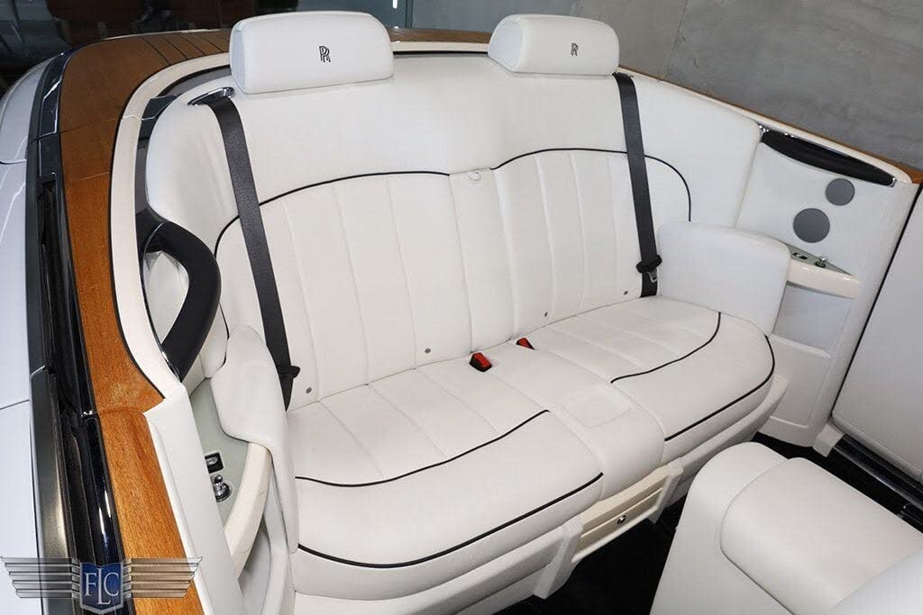 2017 Rolls-Royce Phantom Drophead Coupe Base
                                    for sale in Fort Lauderdale, FL – photo 144