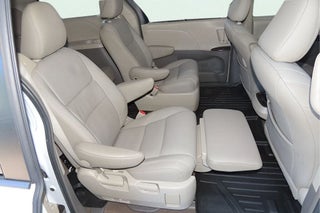 2017 Toyota Sienna thumbnail – Pompano Beach, FL – 14
