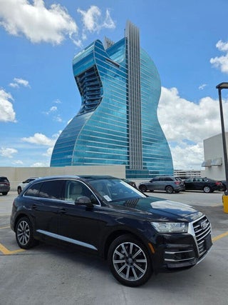 2017 Audi Q7 thumbnail – Oakland Park, FL – 4