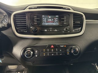 2017 Kia Sorento thumbnail – Palmetto Bay, FL – 26