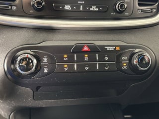 2017 Kia Sorento thumbnail – Palmetto Bay, FL – 24