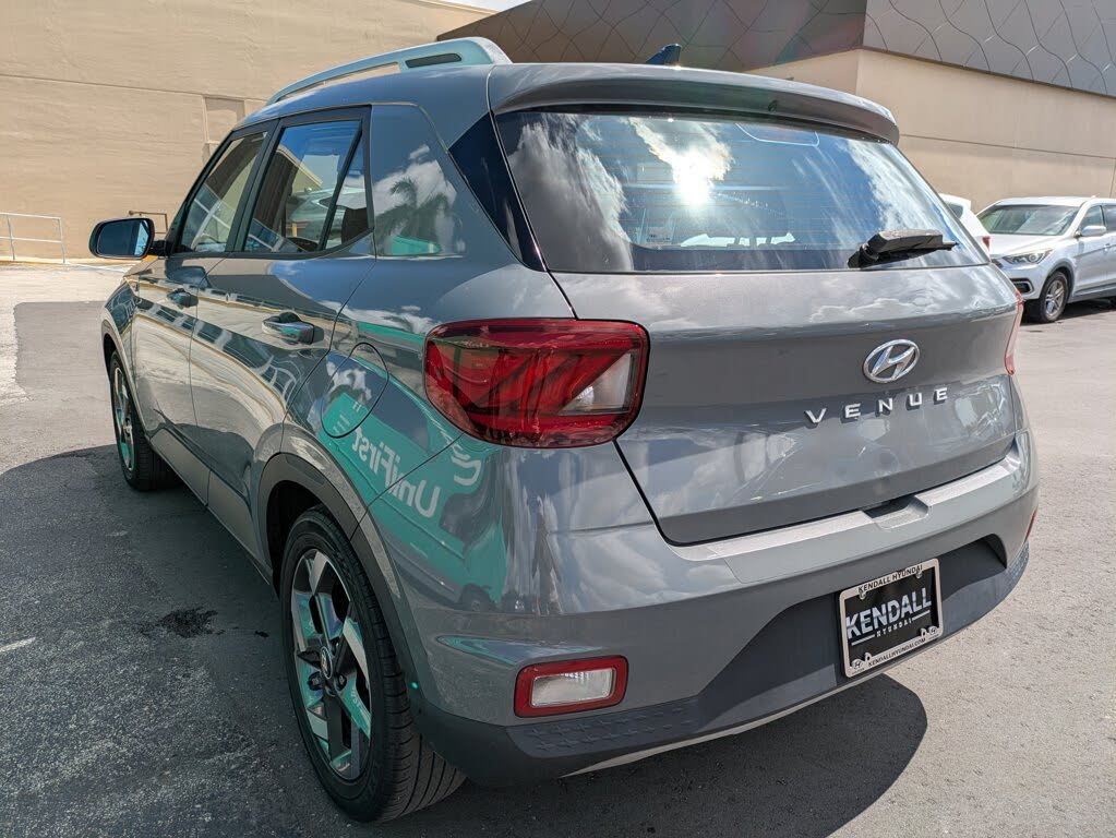 2021 Hyundai VENUE SEL
                                    for sale in Miami, FL – photo 6