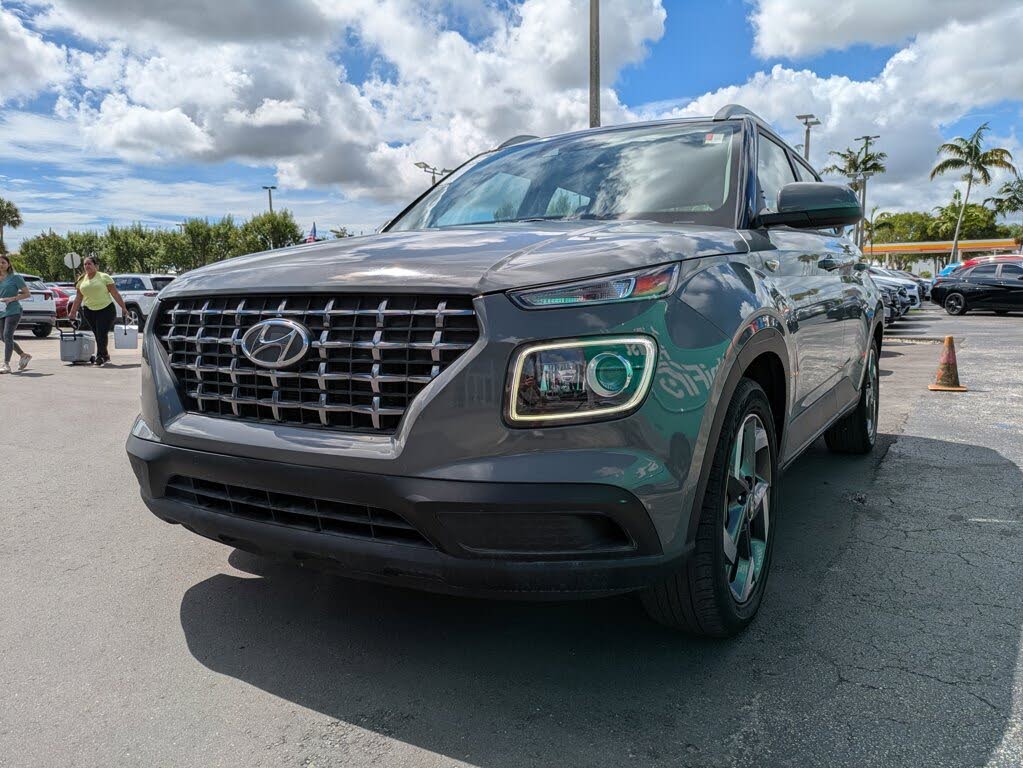2021 Hyundai VENUE SEL
                                    for sale in Miami, FL – photo 8