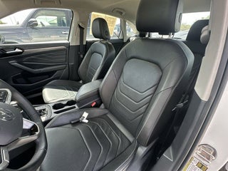 2022 Volkswagen Jetta thumbnail – Hollywood, FL – 13