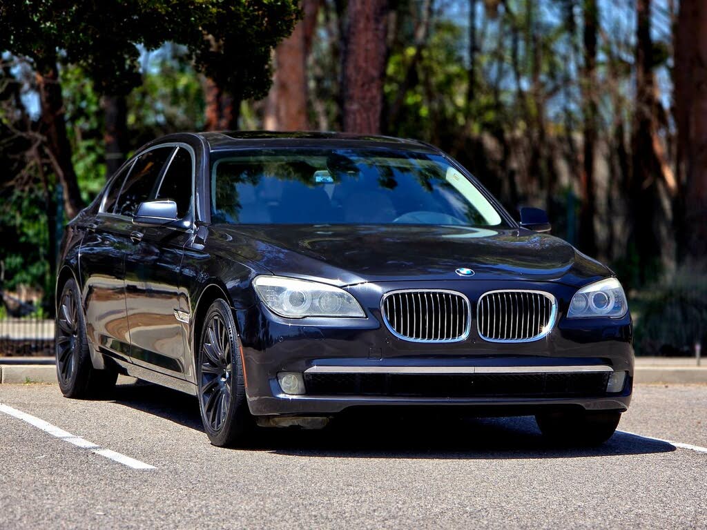 BMW 7 Series F01/F02/F03 (5th Gen) ALPINA B7 LWB