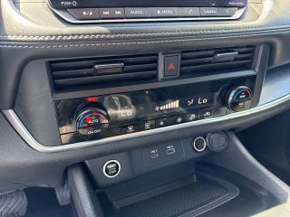 2023 Nissan Rogue thumbnail – Hollywood, FL – 23