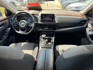 2023 Nissan Rogue thumbnail – Hollywood, FL – 16