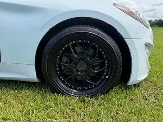 2015 Hyundai Genesis Coupe thumbnail – Opa-Locka, FL – 18