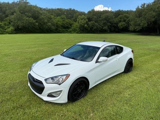 2015 Hyundai Genesis Coupe thumbnail – Opa-Locka, FL – 14