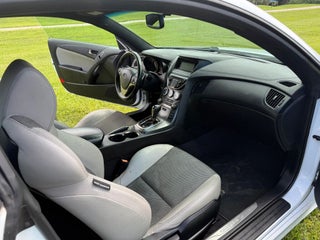 2015 Hyundai Genesis Coupe thumbnail – Opa-Locka, FL – 31