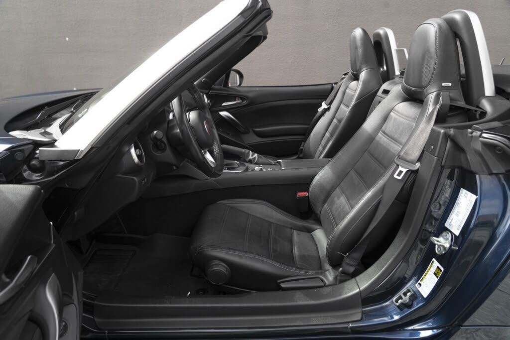 2018 FIAT 124 Spider Lusso
                                    for sale in Miami, FL – photo 11