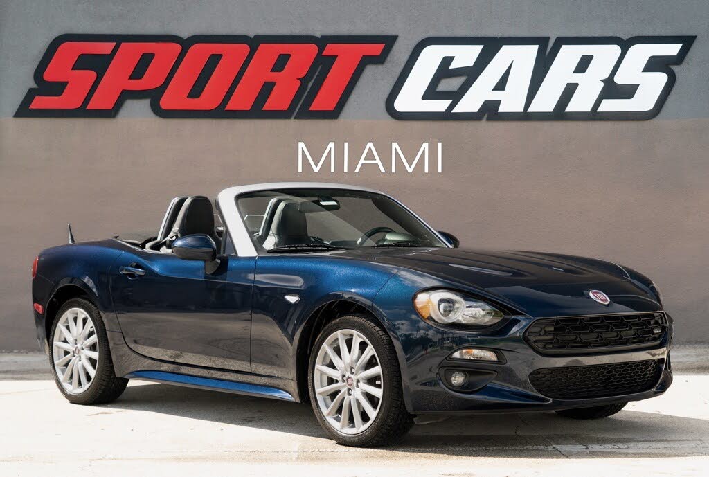 2018 FIAT 124 Spider Lusso
                                    for sale in Miami, FL – photo 5