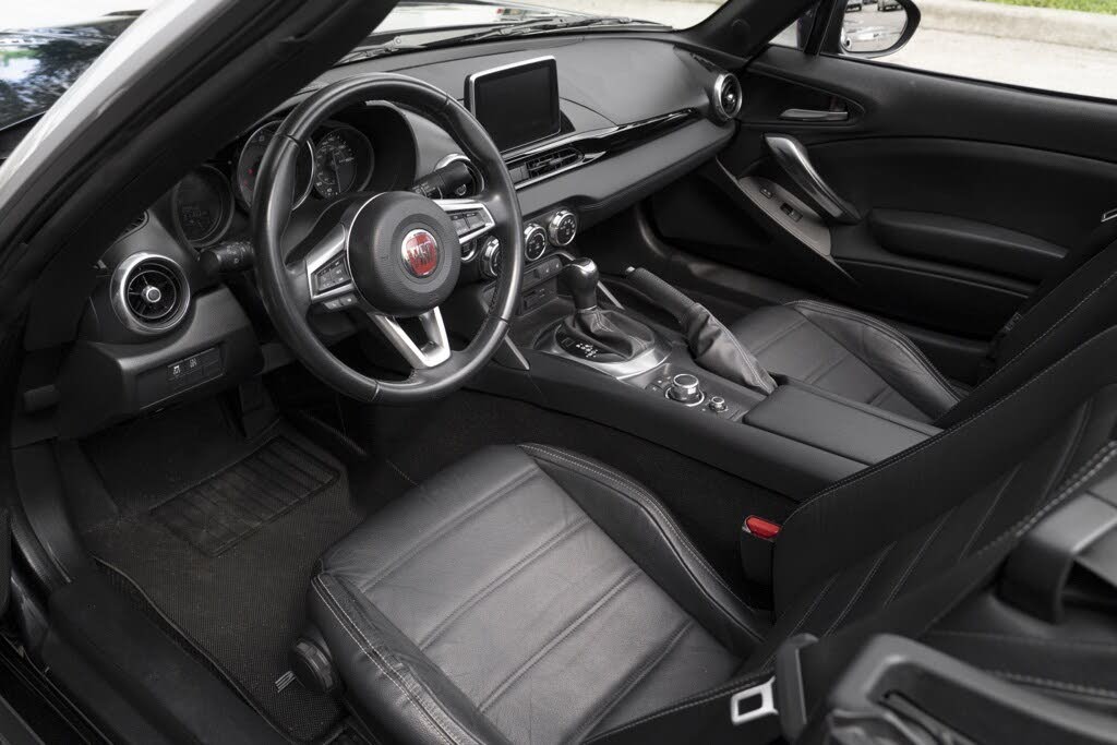 2018 FIAT 124 Spider Lusso
                                    for sale in Miami, FL – photo 10