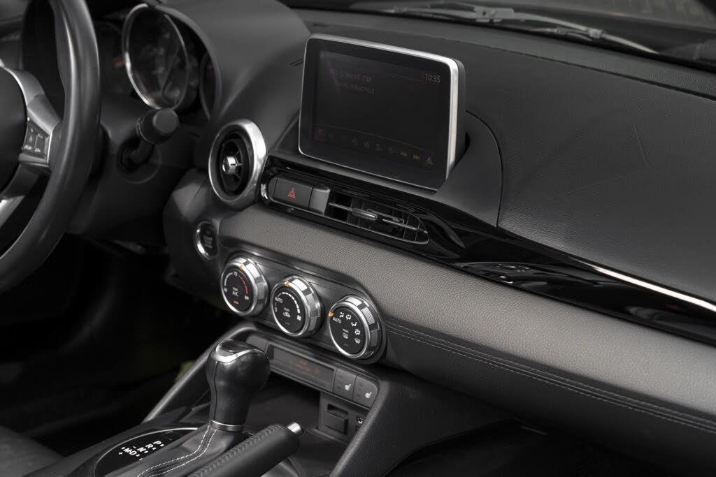 2018 FIAT 124 Spider Lusso
                                    for sale in Miami, FL – photo 28