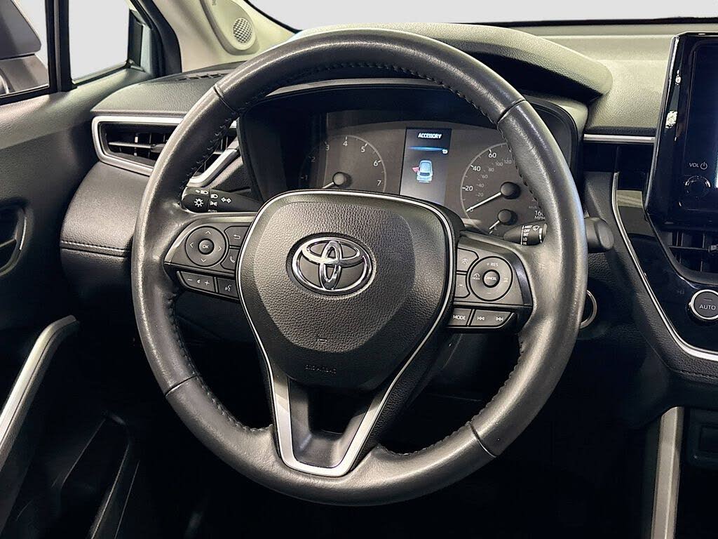 2023 Toyota Corolla Cross LE
                                    for sale in Miami, FL – photo 18